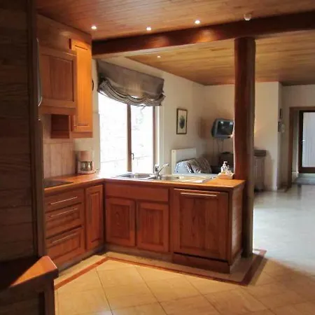 Les Jardins Du Mont D'hazeilles Bed & Breakfast Erezee